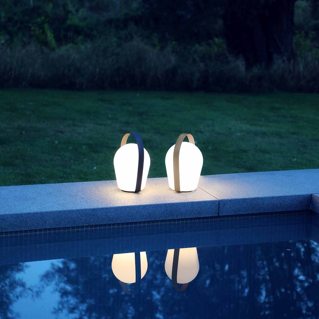 Bobby Outdoor Aluminium Lamp Low - Image 3