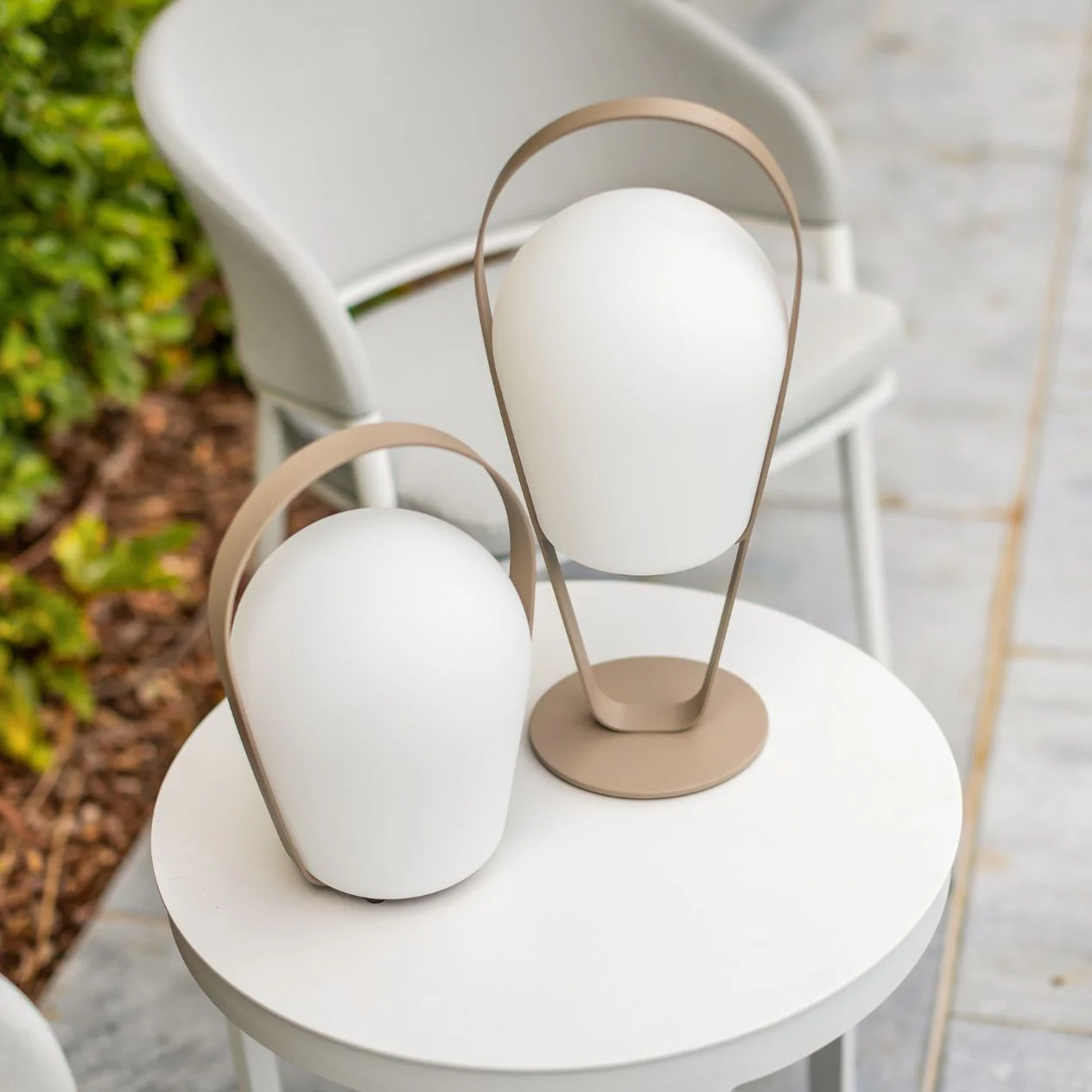 Bobby Outdoor Aluminium Lamp Mid-High - Image 6