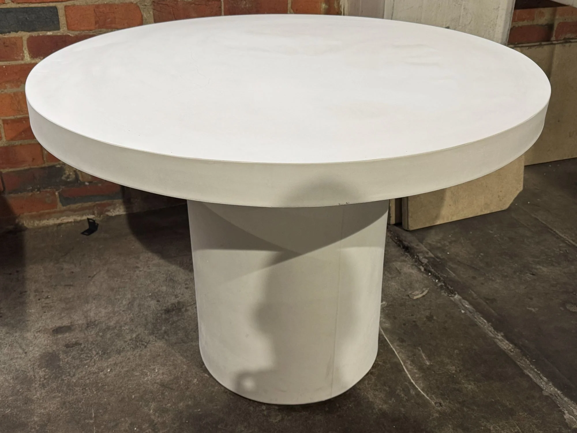 [Clearance] Last One Zen Outdoor Concrete Round Dining Table 105 cm at Moorabbin (MOR) VIC Store Only - Image 2