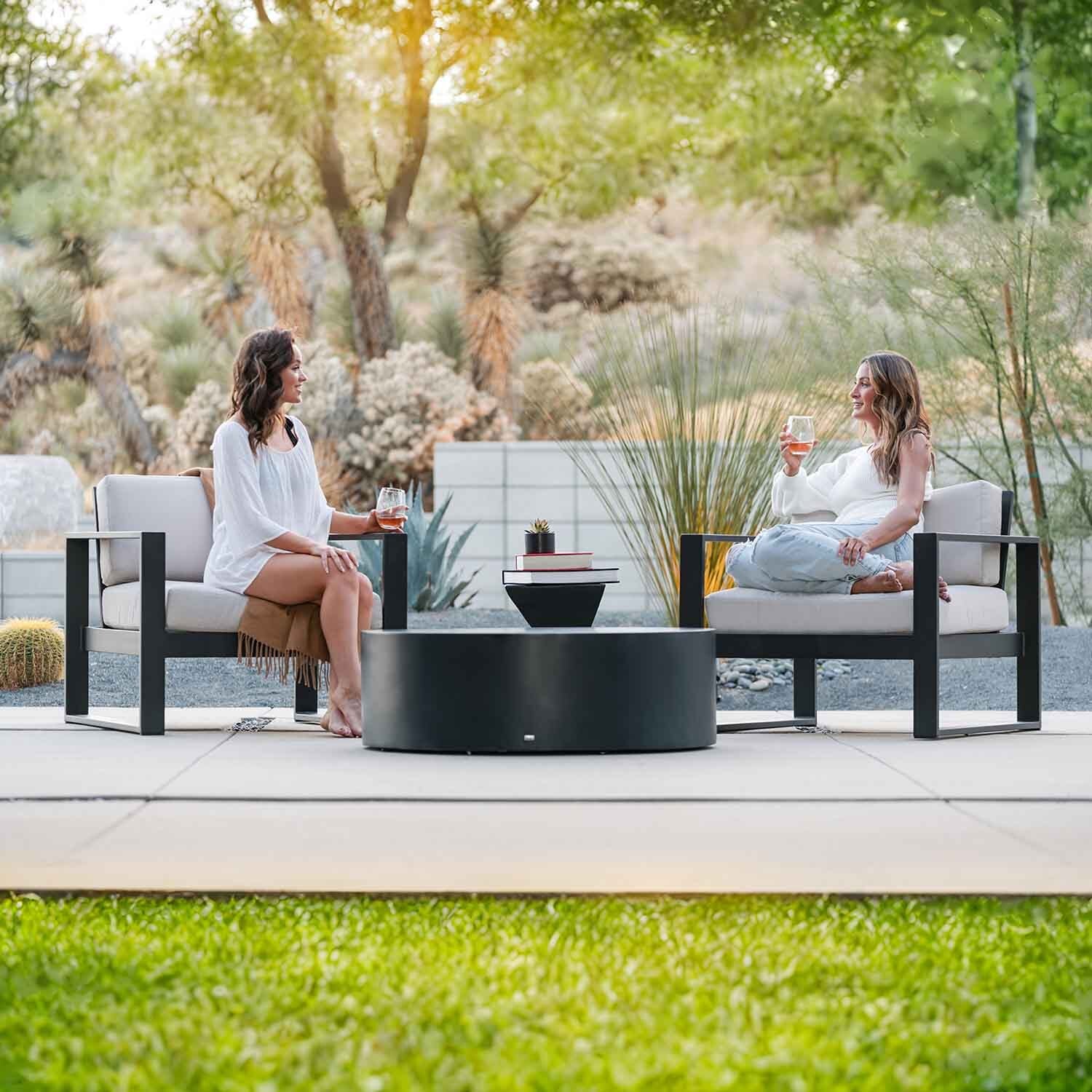 Blinde Circ L1 Outdoor Concrete Coffee Table 100 cm - Image 2