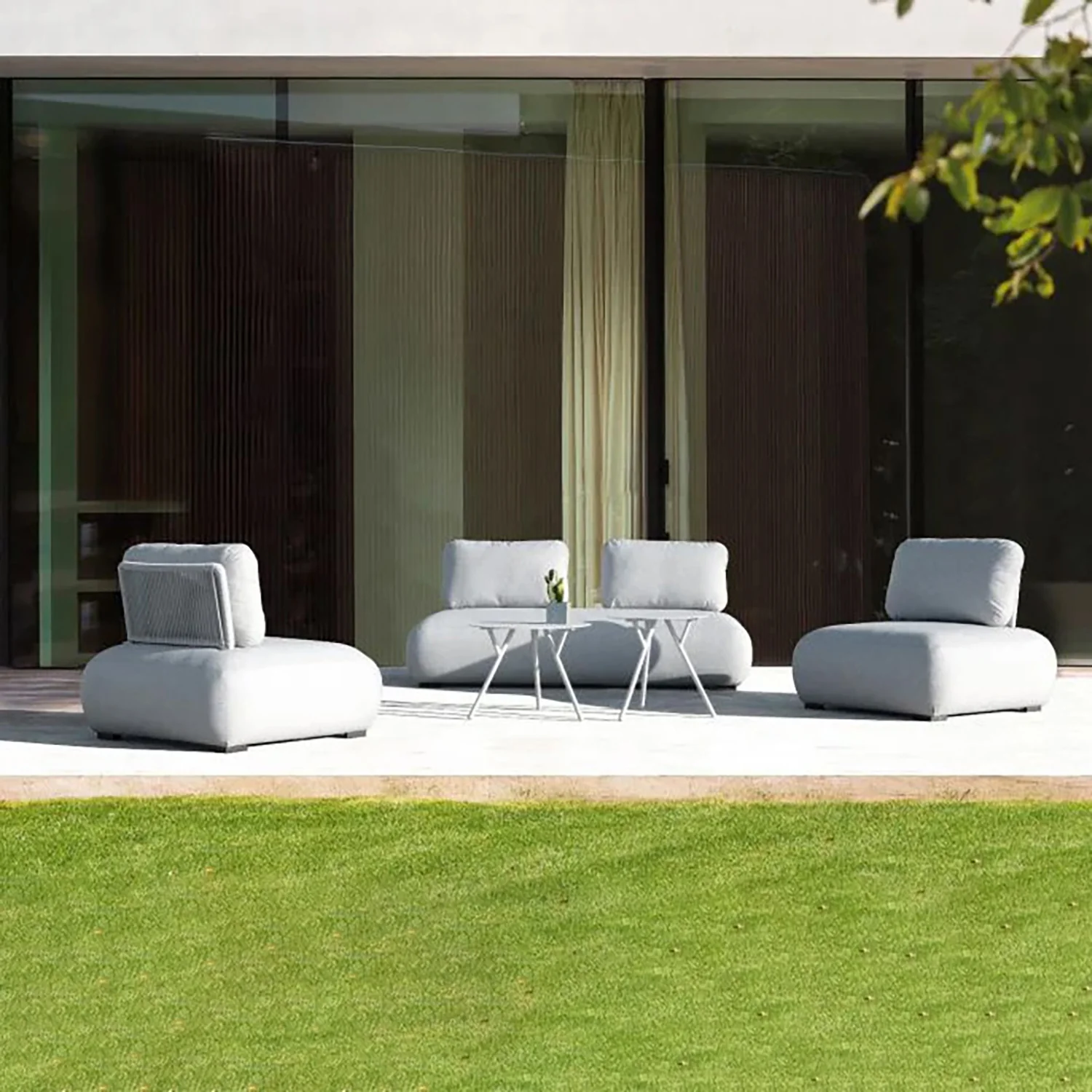 Iowa 4 Seater Outdoor Upholstered Lounge - Image 2