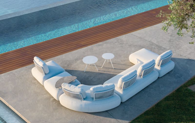 Iowa 6 Seater Outdoor Upholstered Modular Lounge with Coffee Tables - Image 2