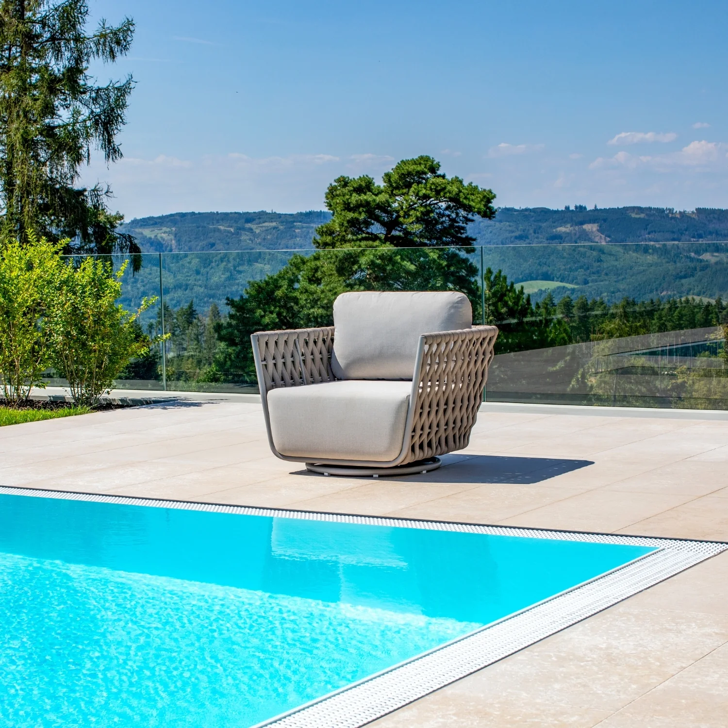 Lawson Outdoor Rope Swivel Chair - Image 3