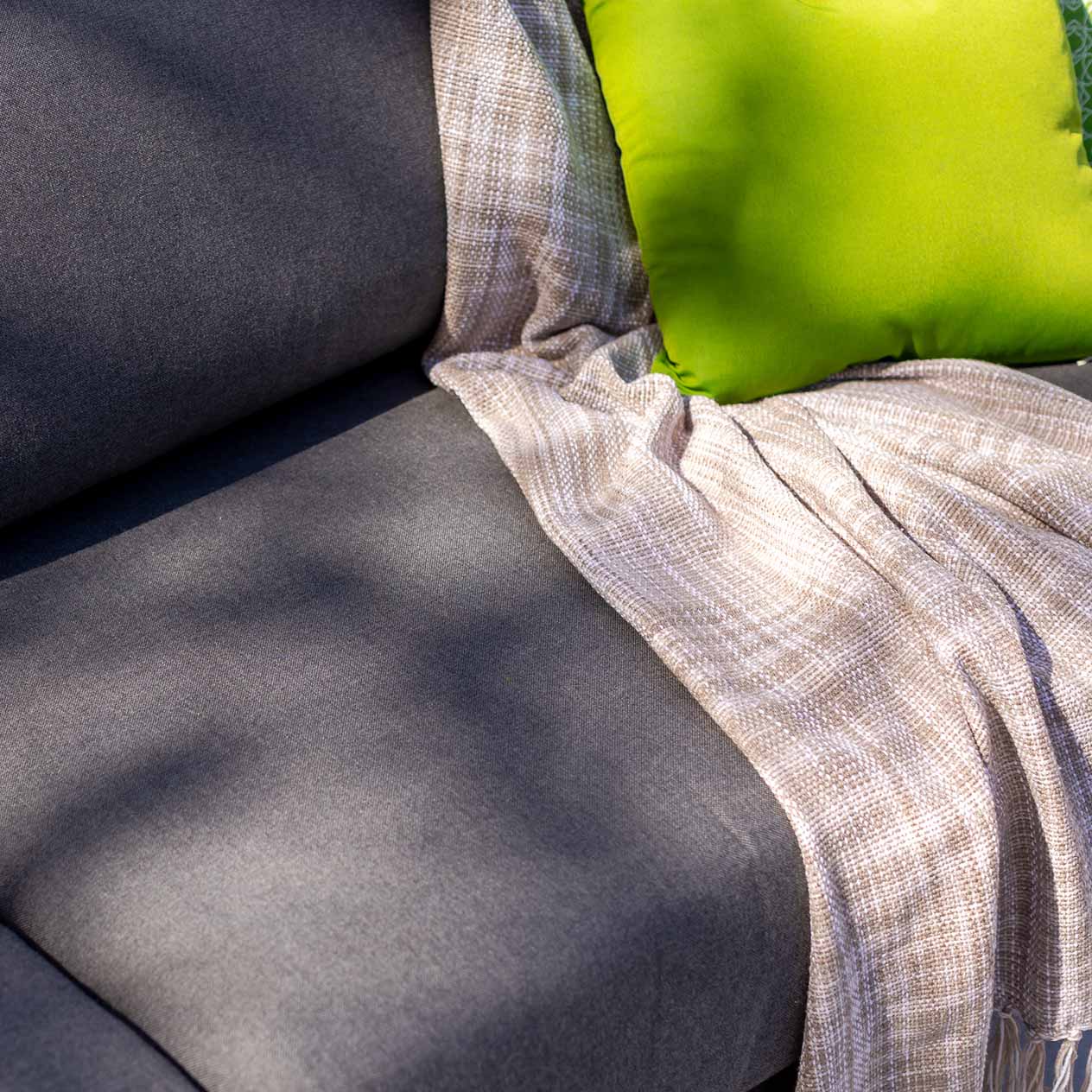 Linear 5 Seater Outdoor Aluminium Lounge - Image 16
