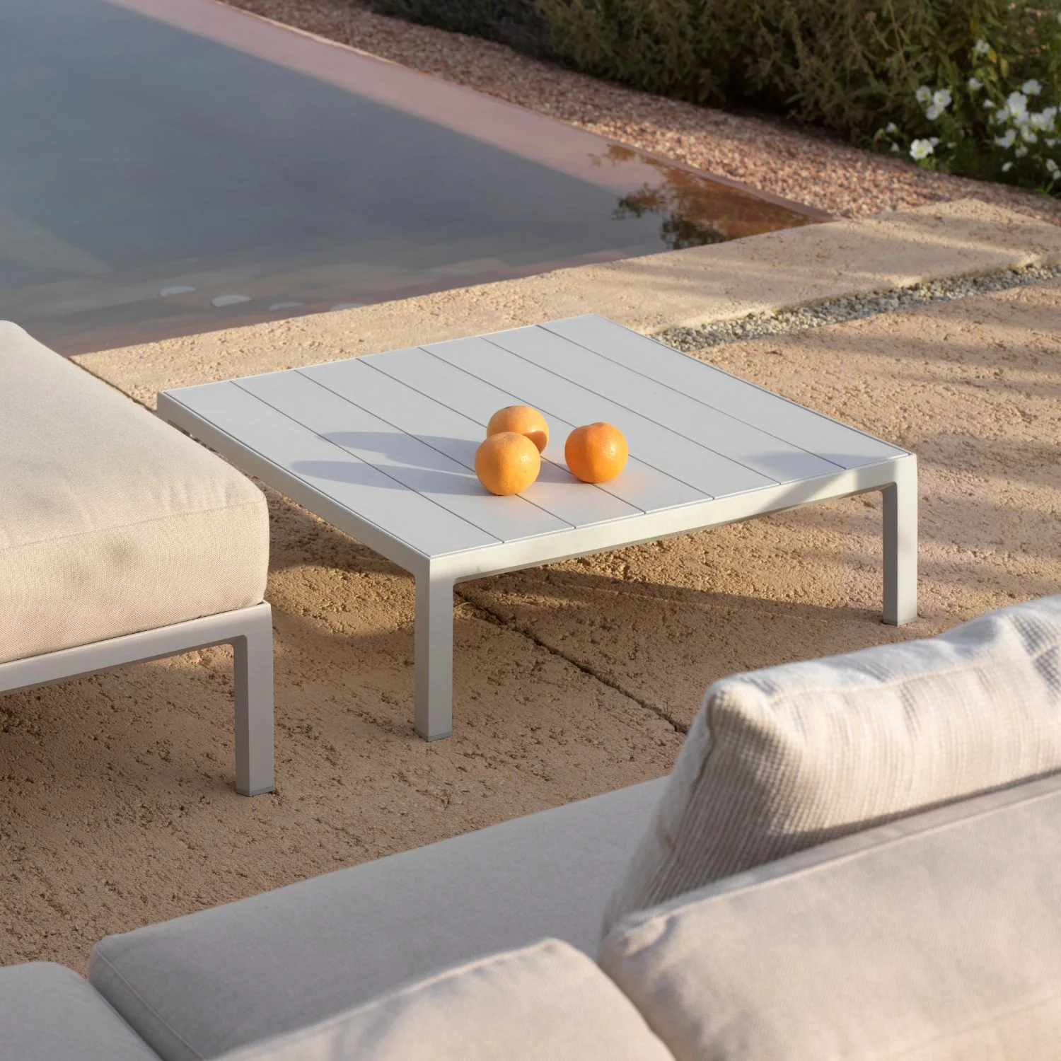 Nardi Maximo Outdoor Coffee Table - Image 5