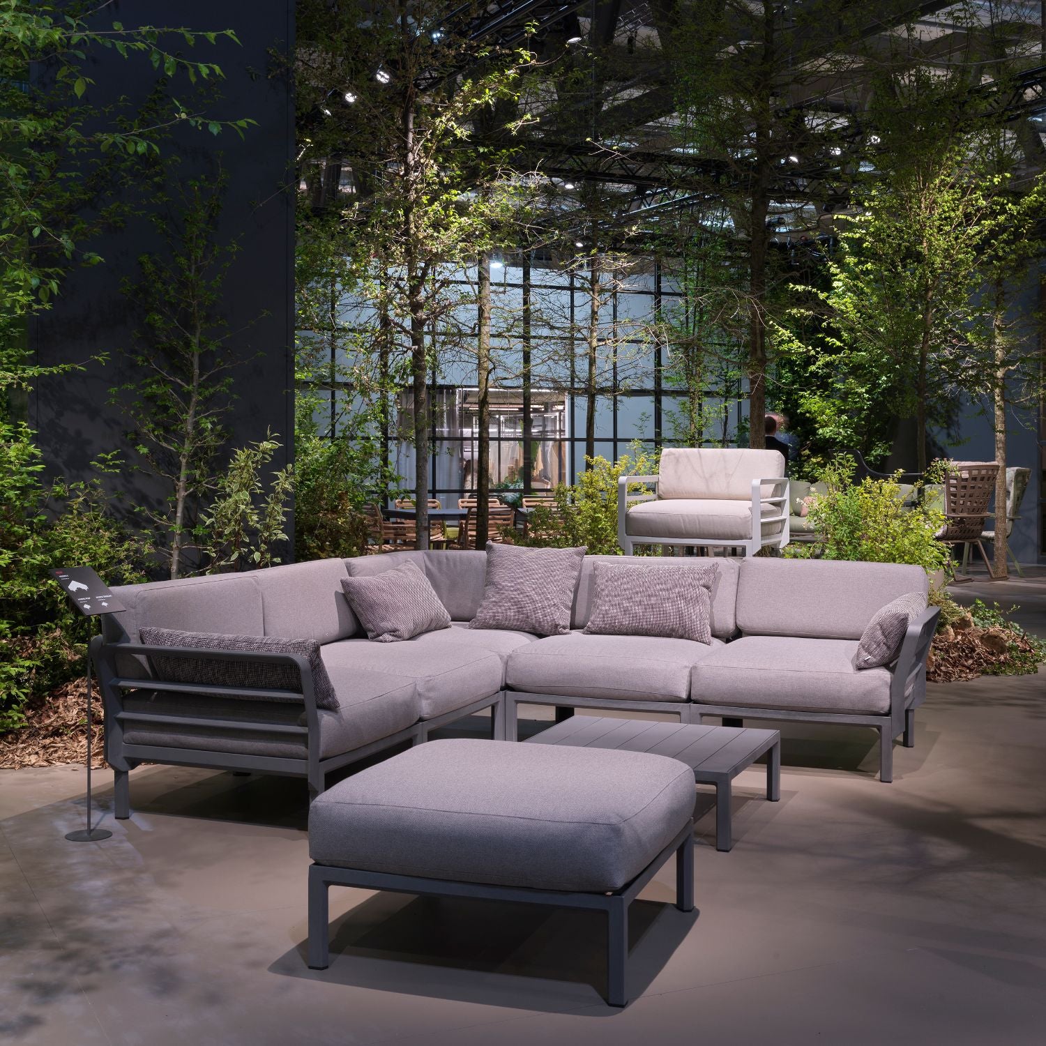 Nardi Maximo Outdoor Armless Chair - Image 9