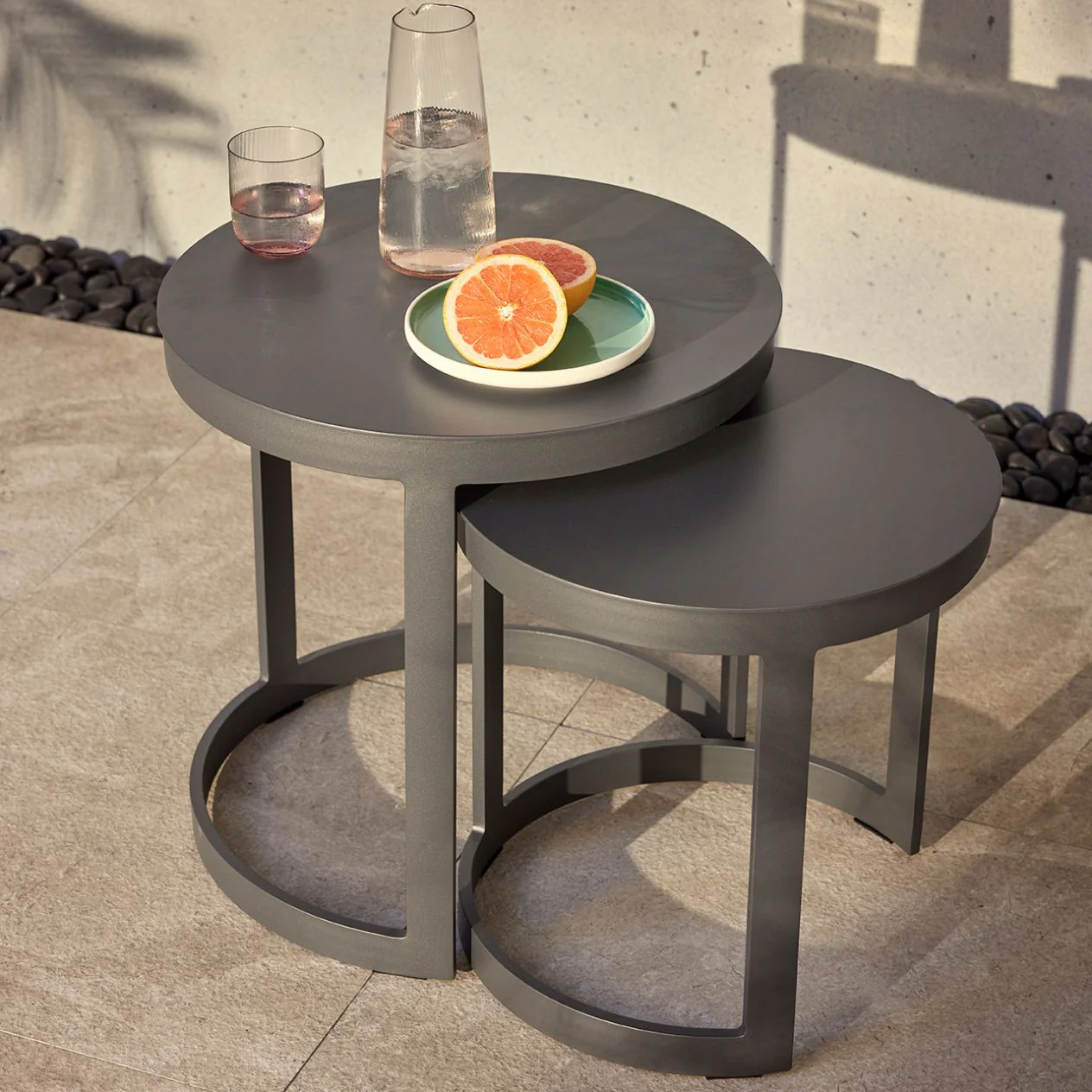 Neverland Outdoor Aluminium Round Side Table 52 cm - Image 3