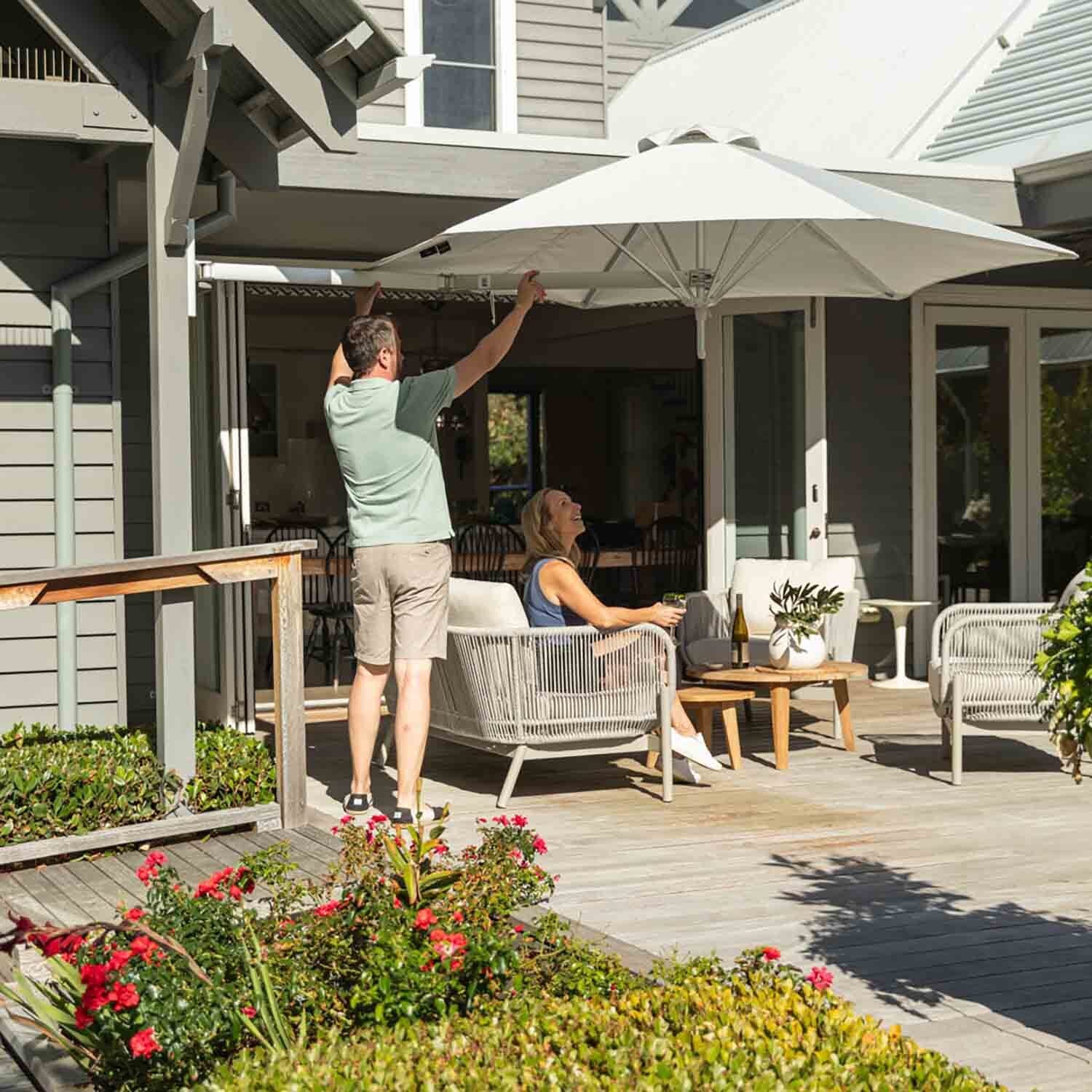 Paraflex Outdoor Wall-Mount Square Umbrella 190 cm - Image 3