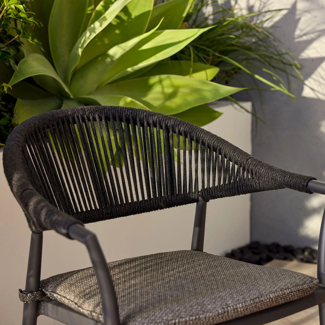 Windsor Outdoor Rope Dining Chair - Image 3